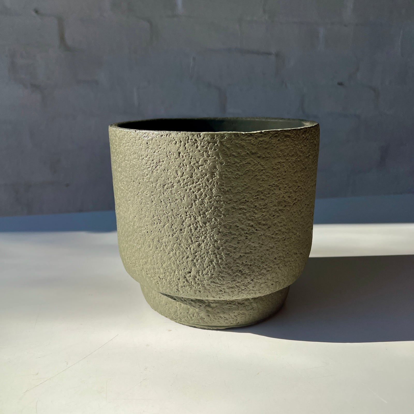 Dolly Pot | Ceramic