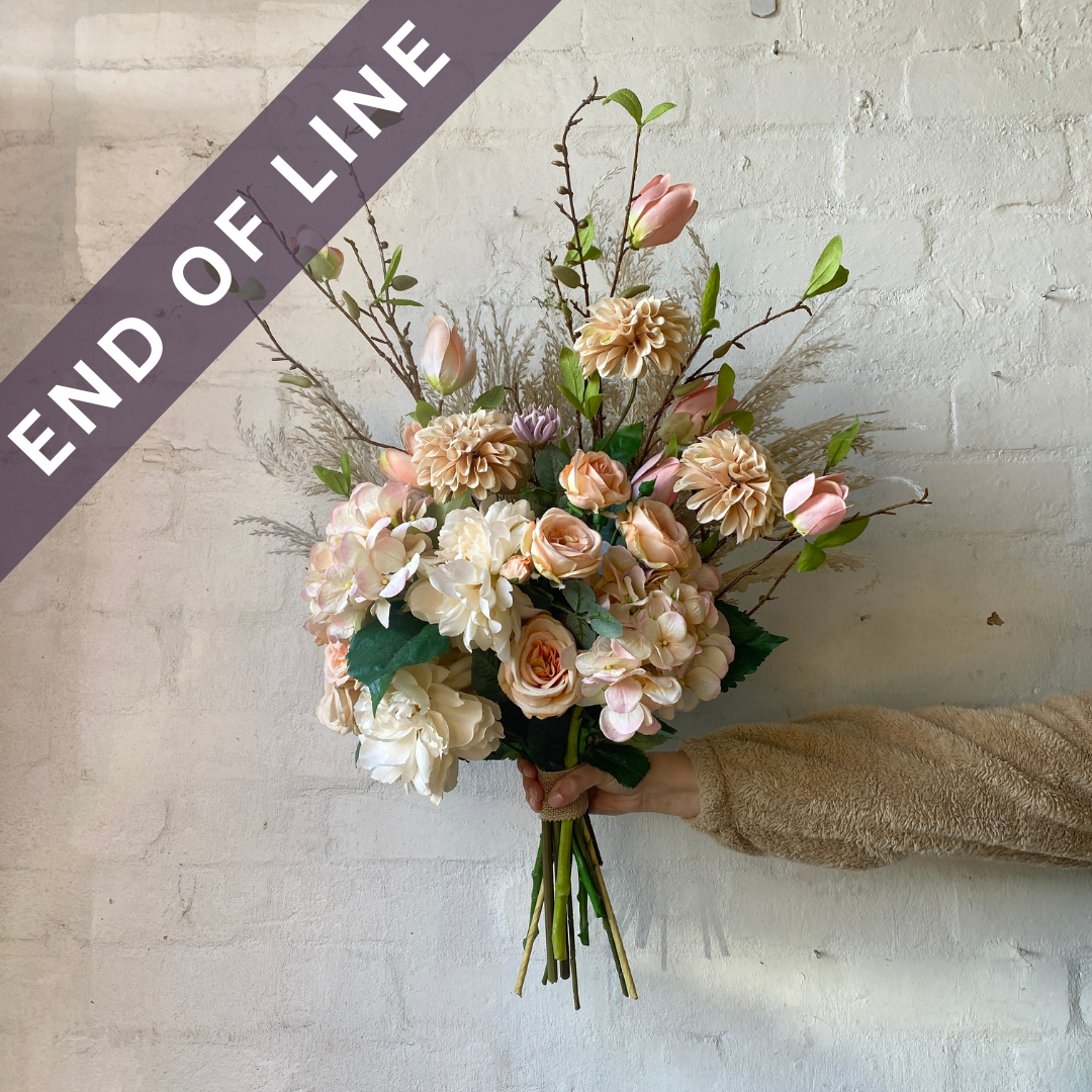 Artificial Floral Arrangement (Ex Rental) - Creams Bunch