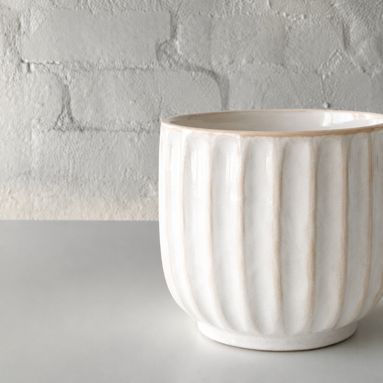 Peta Pot | White