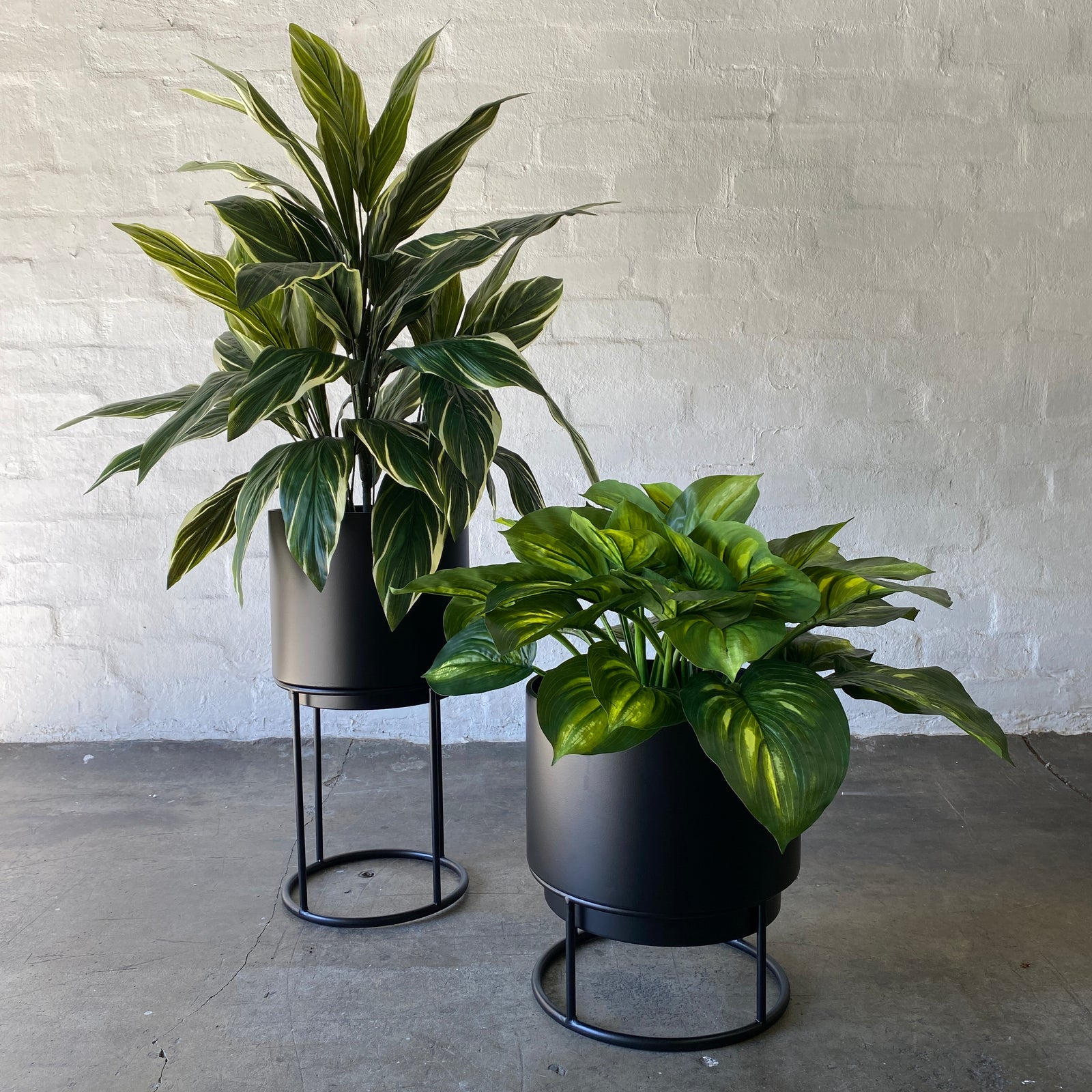 Belle Planter with Stand