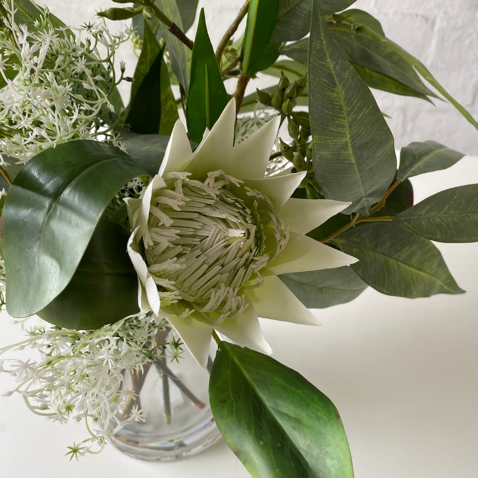 Artificial Floral Design | Mia