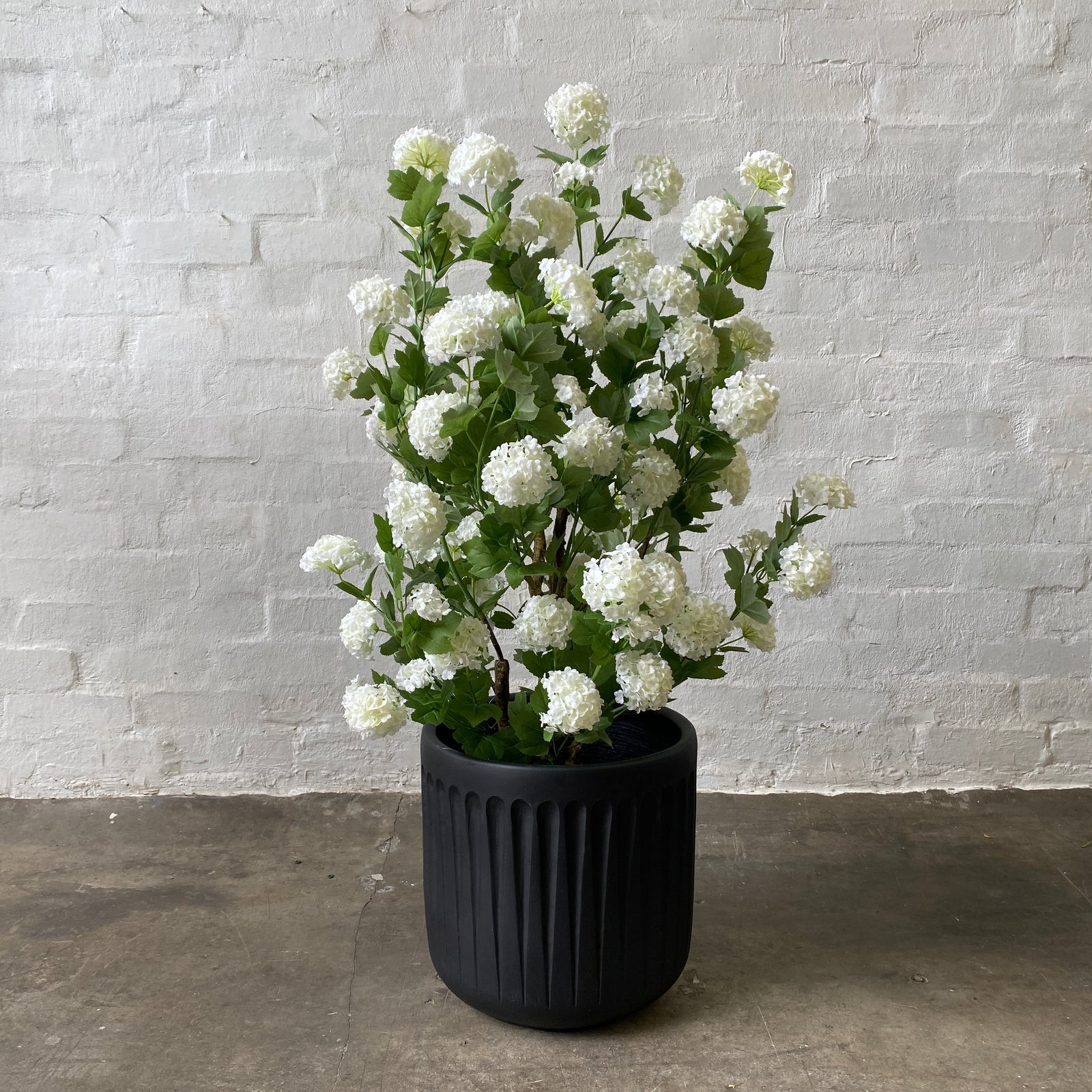 Artificial Snowball Tree