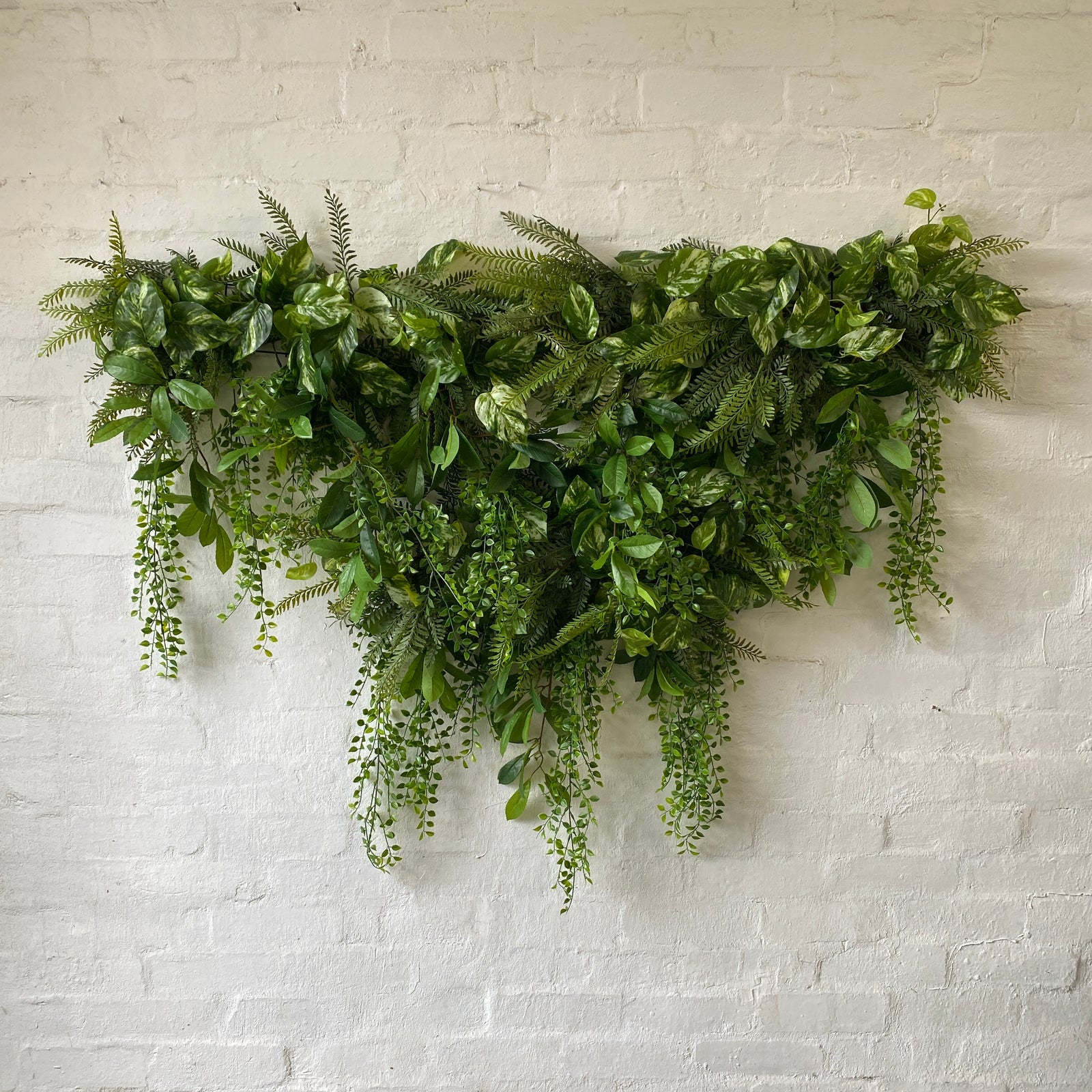 Artificial Green Wall Trail