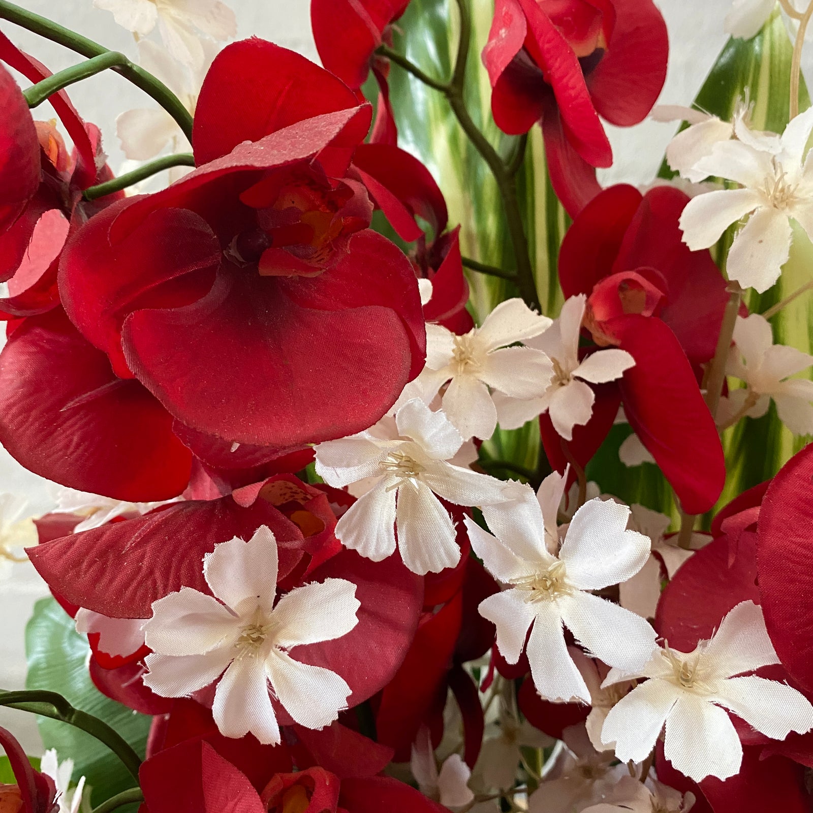 Artificial Floral Arrangement (Ex Rental) Reds and Whites Ceramic