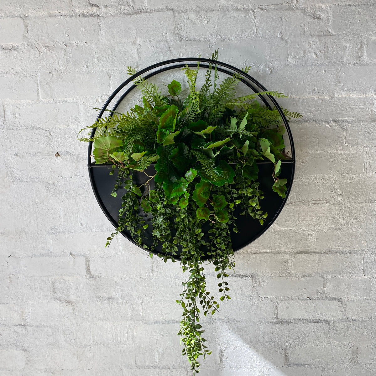 Outdoor Artificial Greenery Design for Wall Planter