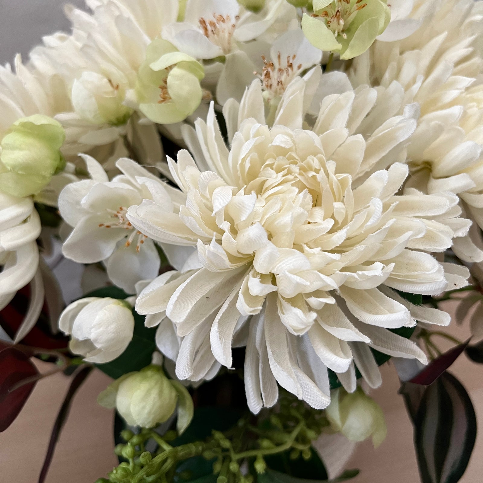 Artificial Floral Arrangement (Ex Rental) Whites Ceramic