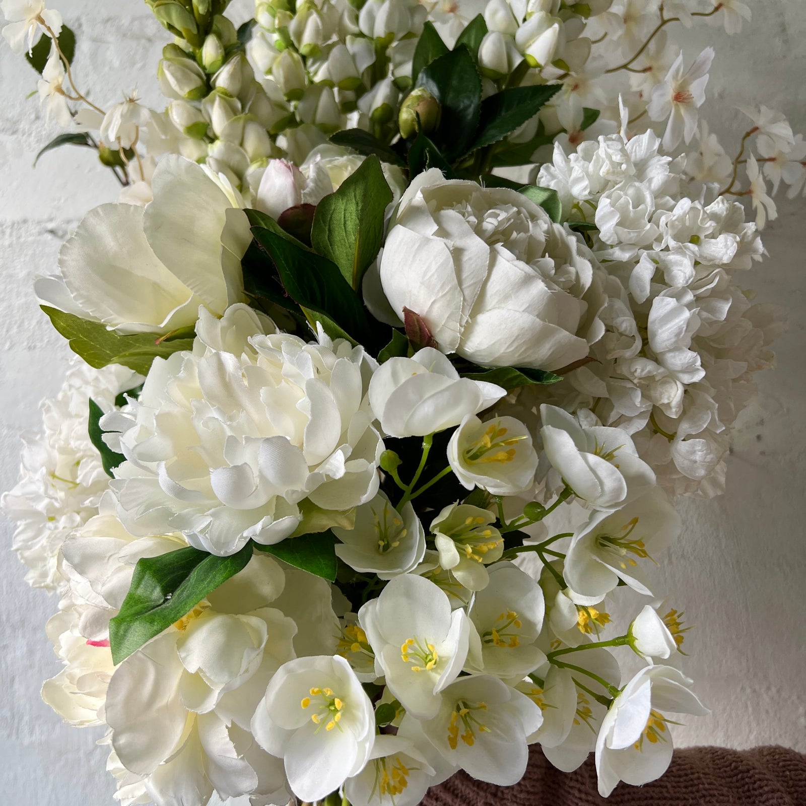Artificial Floral Arrangement - Whites Bunch