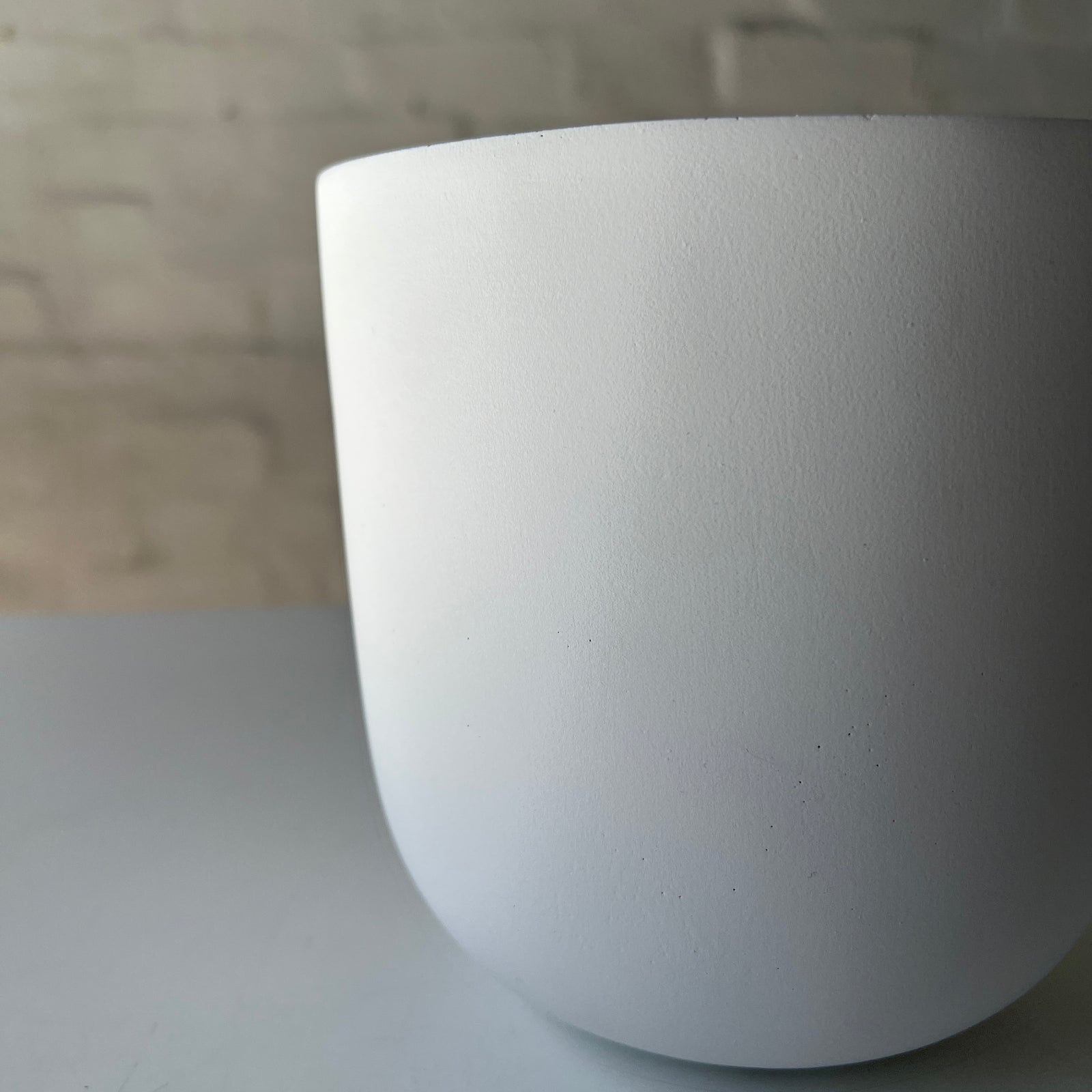 Lightweight Theo Pot | White