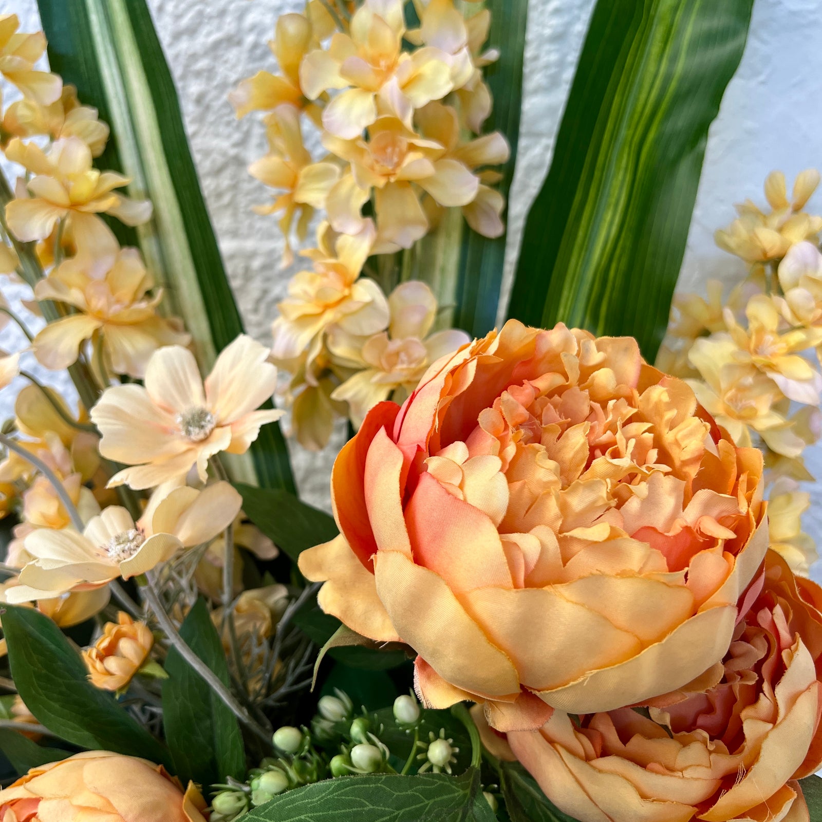 Artificial Floral Arrangement (Ex Rental) Oranges Ceramic