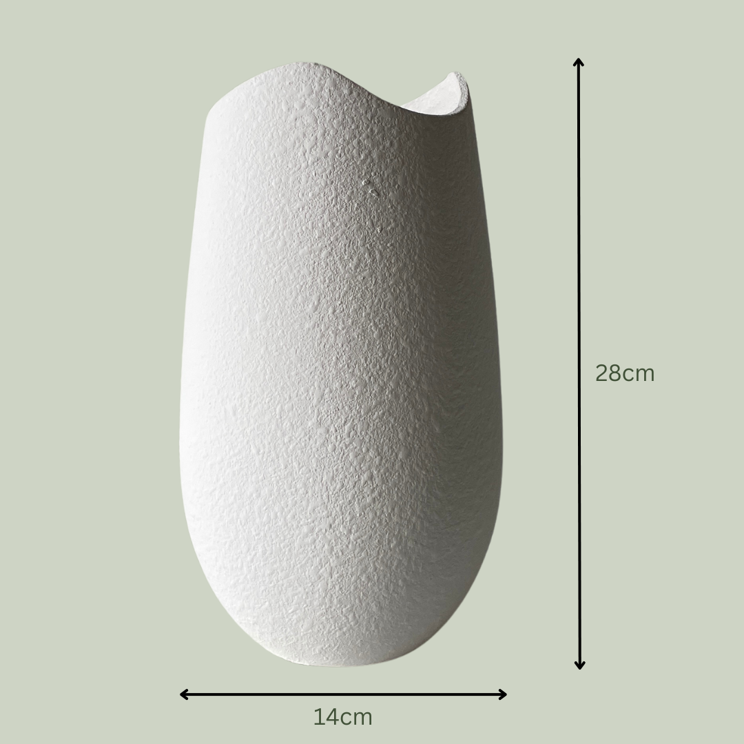 Laura Vase | White