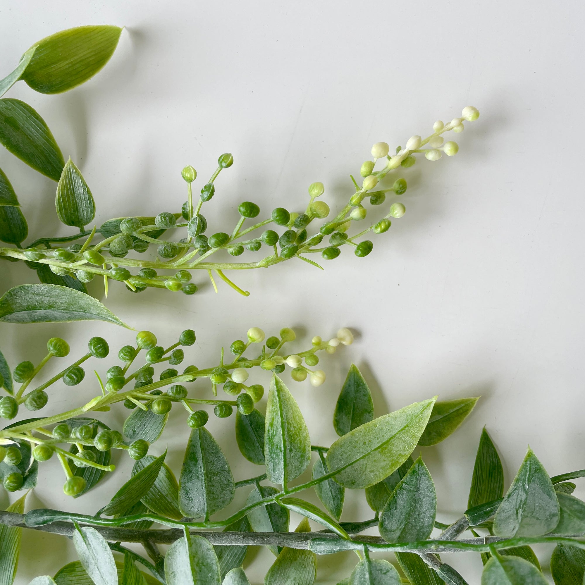 Artificial Leaf & Berry Hanging Bush | Grey & White